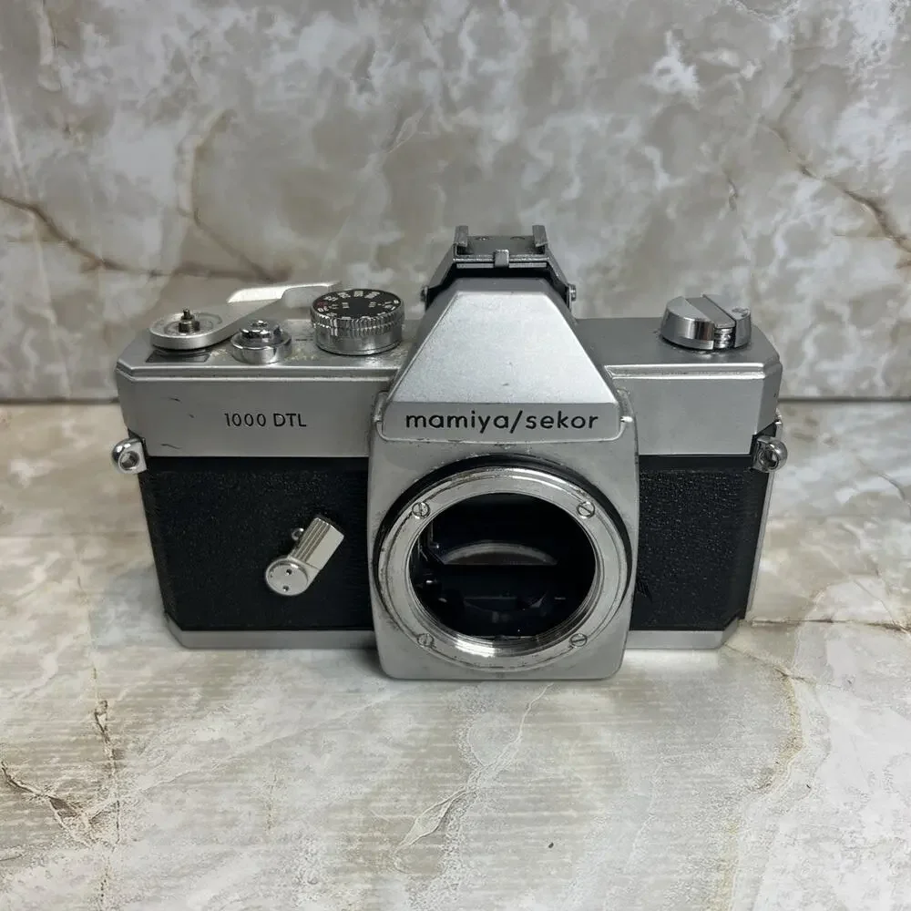 Mamiya / Sekor 1000 DTL 35mm SLR Film Camera Body ONLY - FOR PARTS or REPAIR